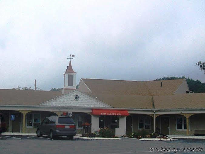 Red Carpet Inn West Springfield Exterior photo